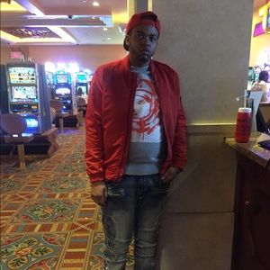 Meet your Posher, Howard